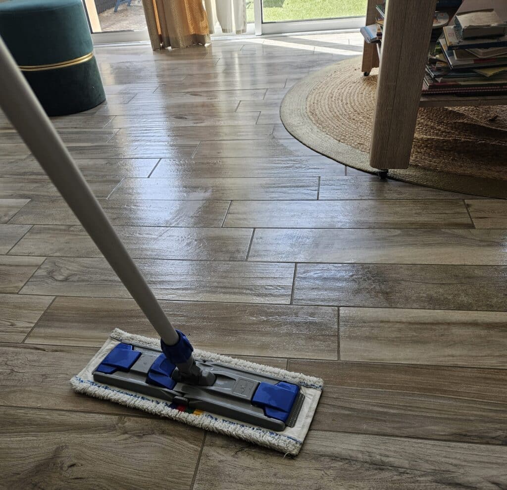 Services à la personne à Saint-Jean – entretien d’un sol à domicile